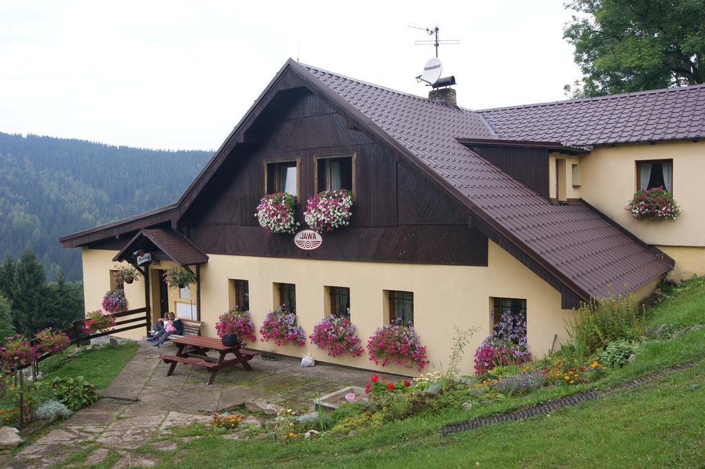 Chata Jawa Hotel Strazne Exterior photo